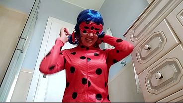 2 Cosplayer Nakal Main Body Seksi, Siap Digoda